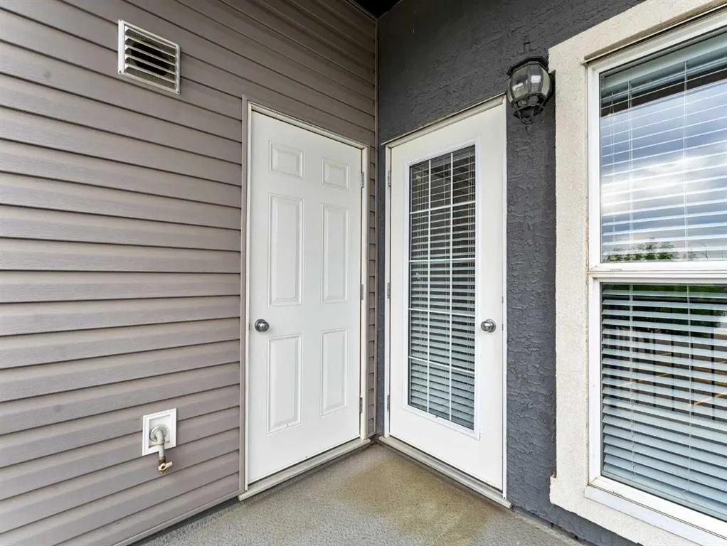 298 Somerset Way SE, #11