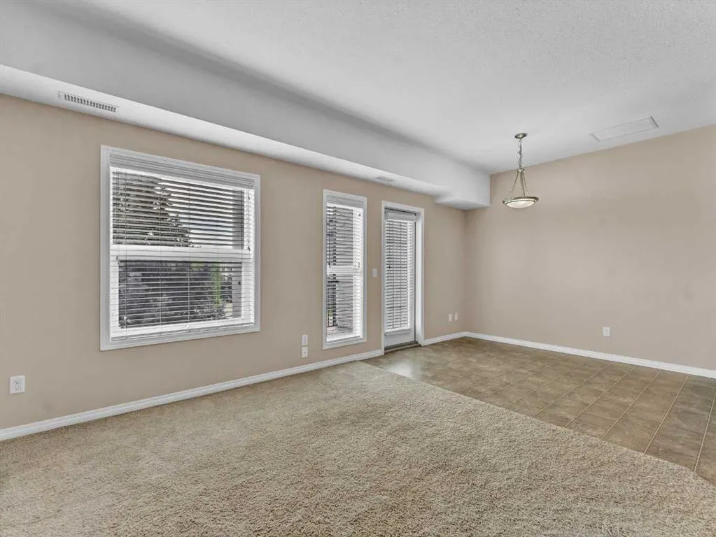 298 Somerset Way SE, #11