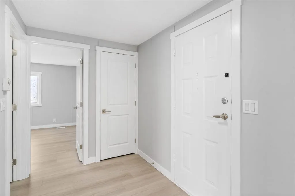 1101 84 Street NE, #802