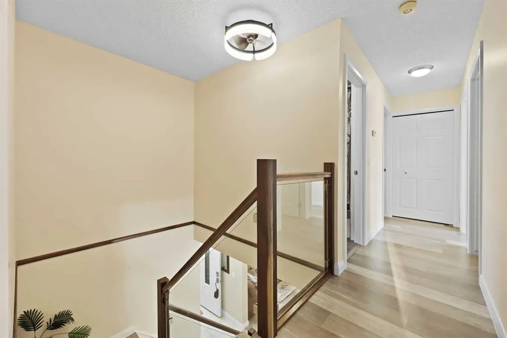 100 Hawkfield Crescent NW