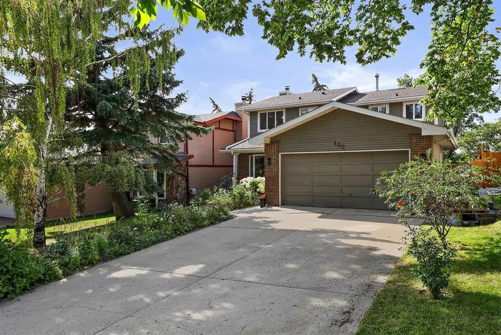 100 Hawkfield Crescent NW