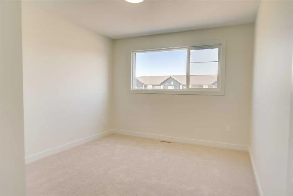 103 Crestview Boulevard