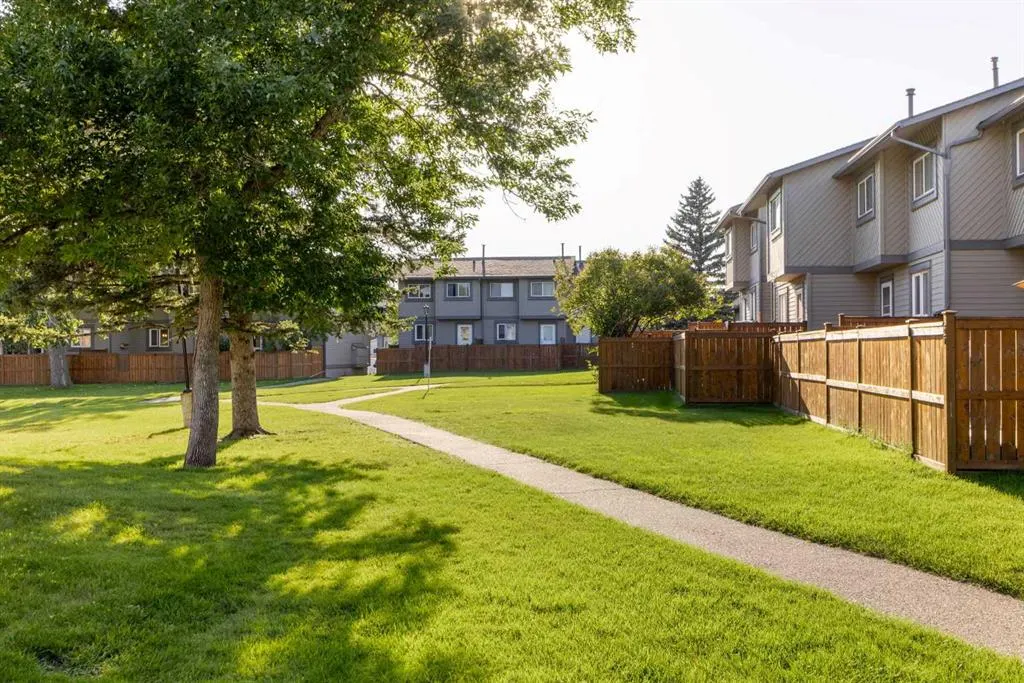 12 Templewood Drive NE, #41