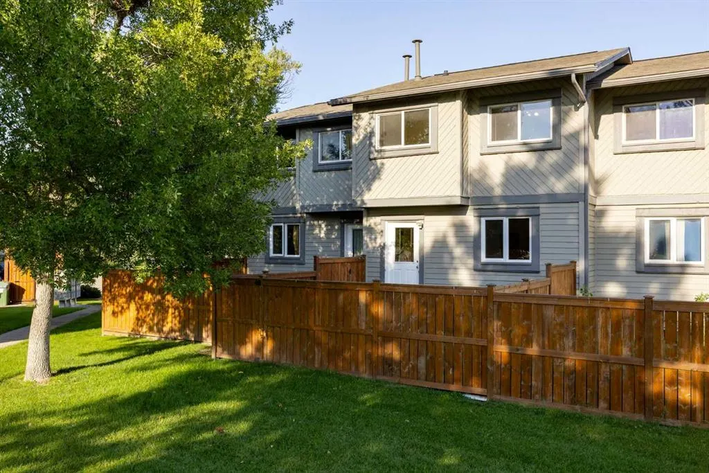12 Templewood Drive NE, #41
