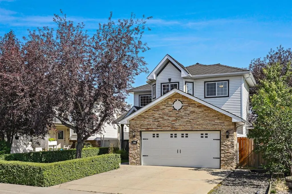 100 Lakeview Cove