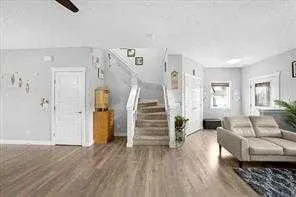 149 RAVENSTERN Crescent SE