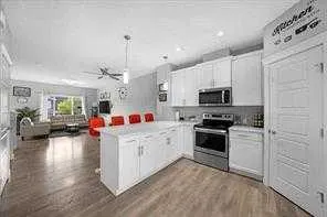 149 RAVENSTERN Crescent SE