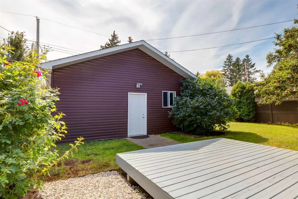503 Athlone Road SE