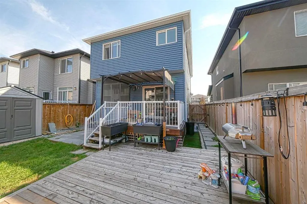 419 Bayview Way SW