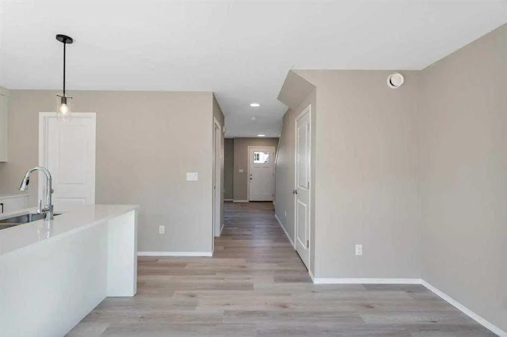 38 Anna Close