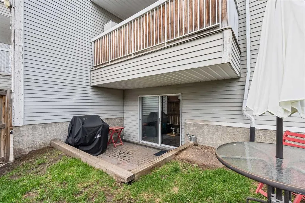 545 18 Avenue SW, #106