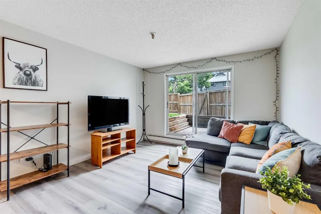 545 18 Avenue SW, #106