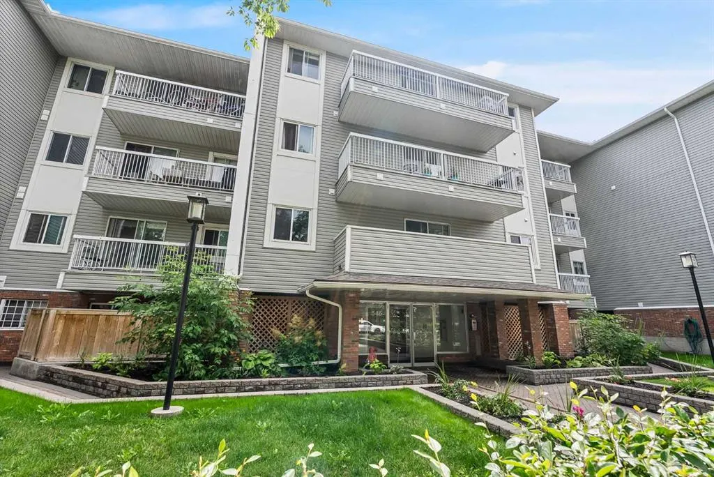 545 18 Avenue SW, #106