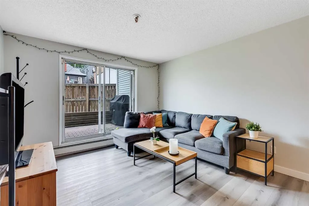 545 18 Avenue SW, #106