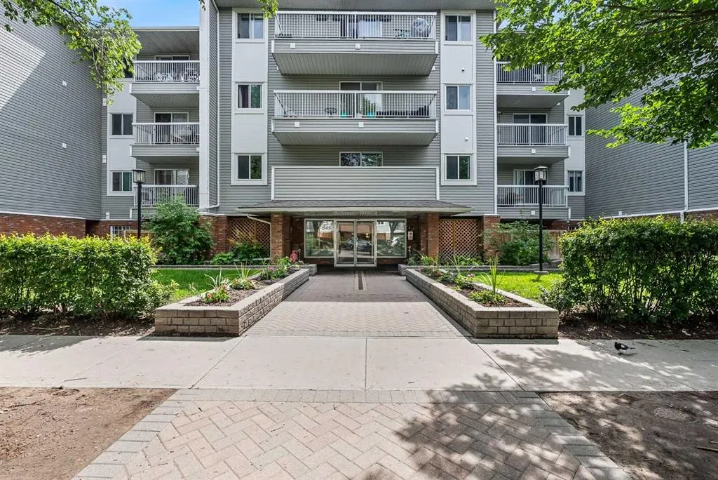 545 18 Avenue SW, #106