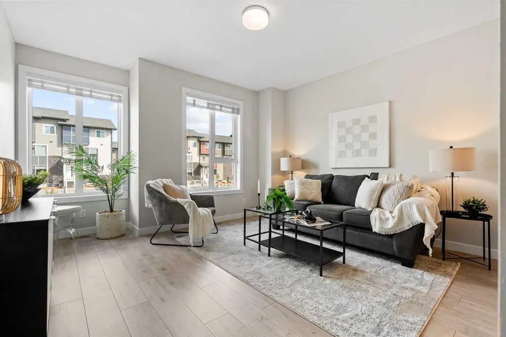 414 Drake Landing Wynd