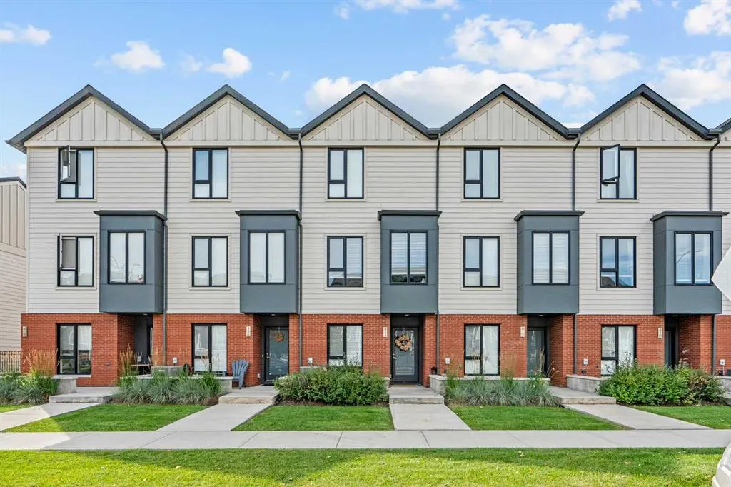 414 Drake Landing Wynd