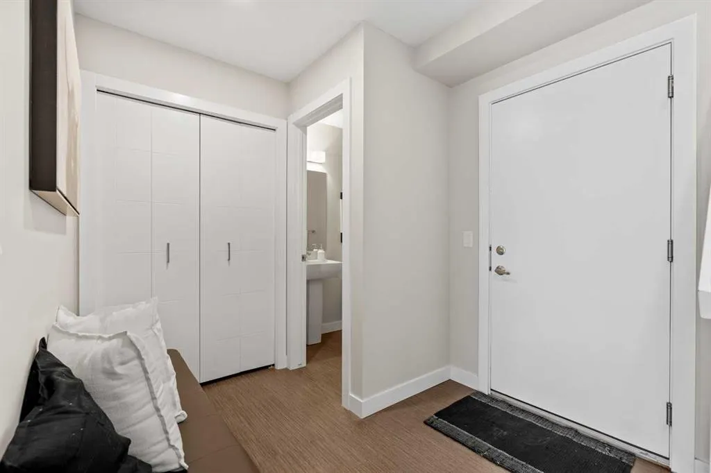 414 Drake Landing Wynd
