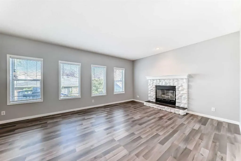 40 Prestwick Estate Way SE