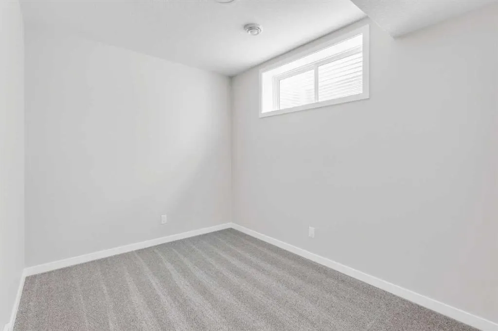 1130 Chinook Winds Circle SW