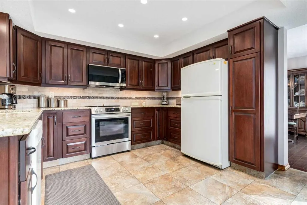 79 Woodhaven Road SW