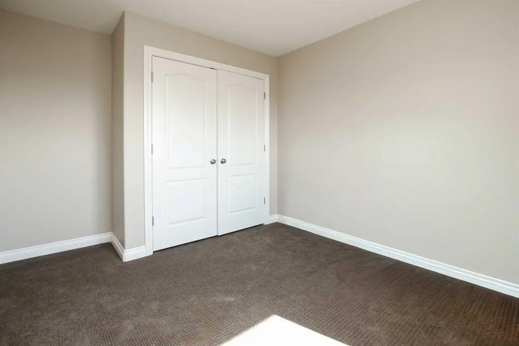 26 Windermere Close