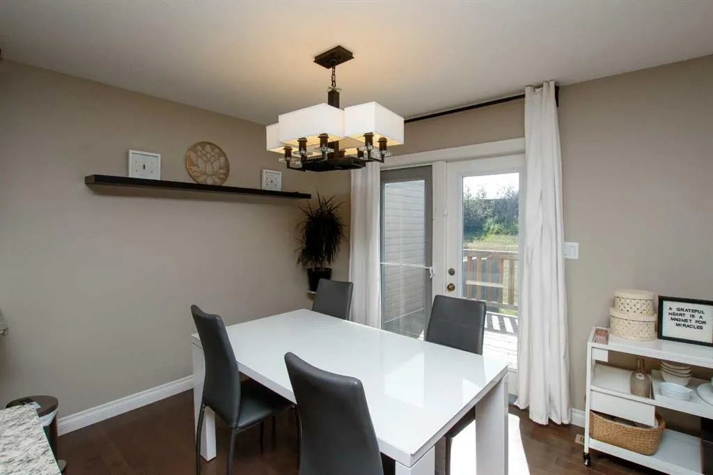 26 Windermere Close