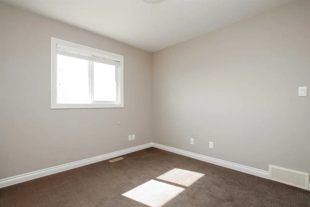 26 Windermere Close