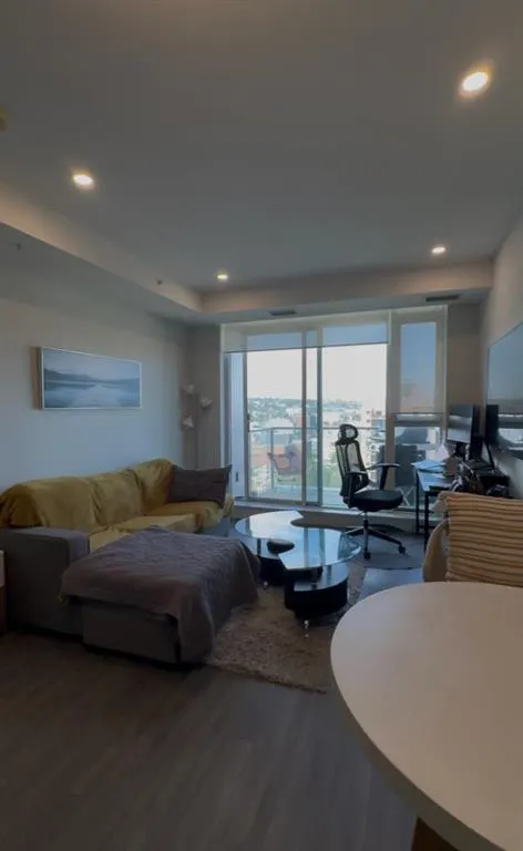 930 16 Avenue SW, #908