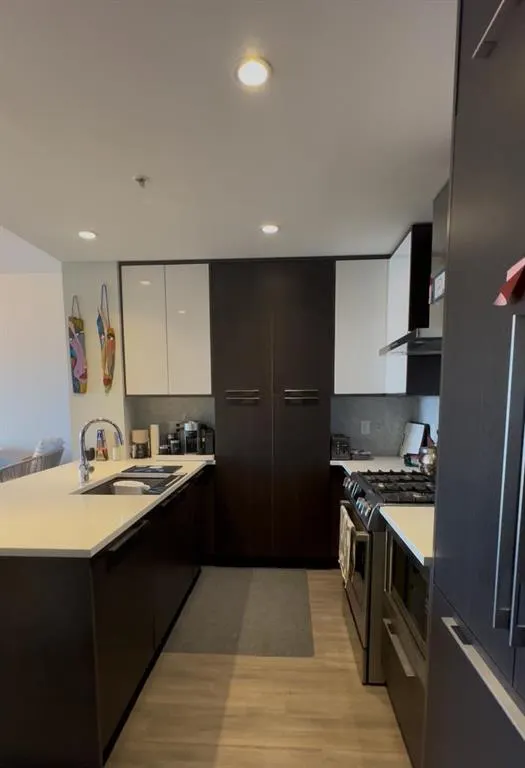930 16 Avenue SW, #908