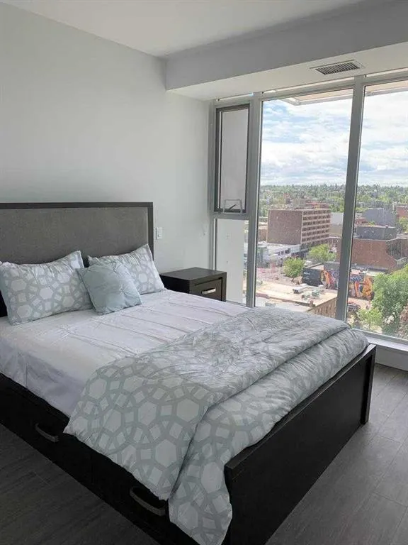 930 16 Avenue SW, #908