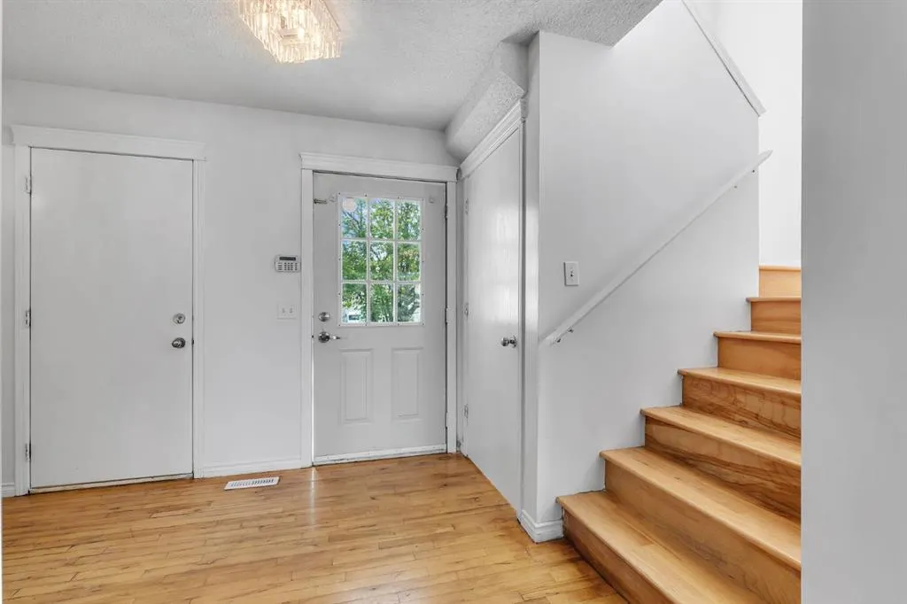 315 Hidden Ranch Place