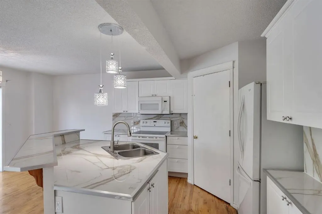 315 Hidden Ranch Place