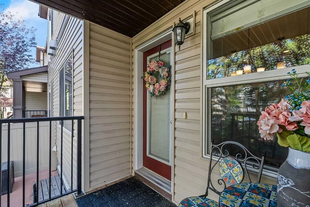 384 Copperpond Landing SE