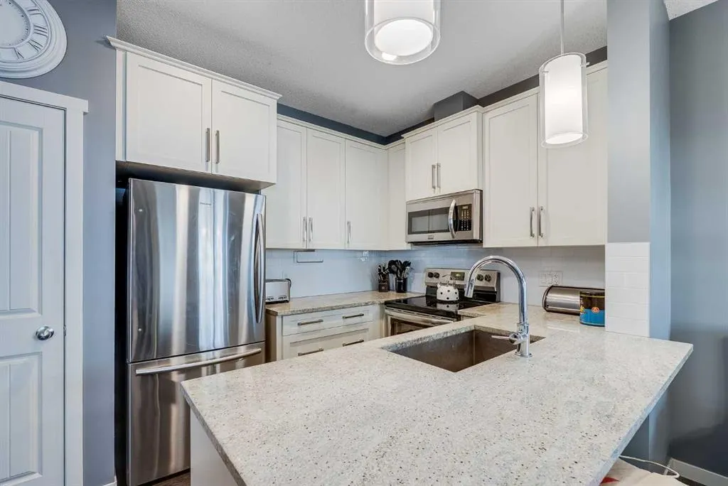 384 Copperpond Landing SE