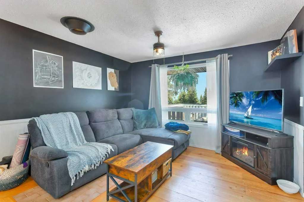 101 Lakeview Avenue