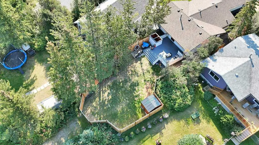 101 Lakeview Avenue