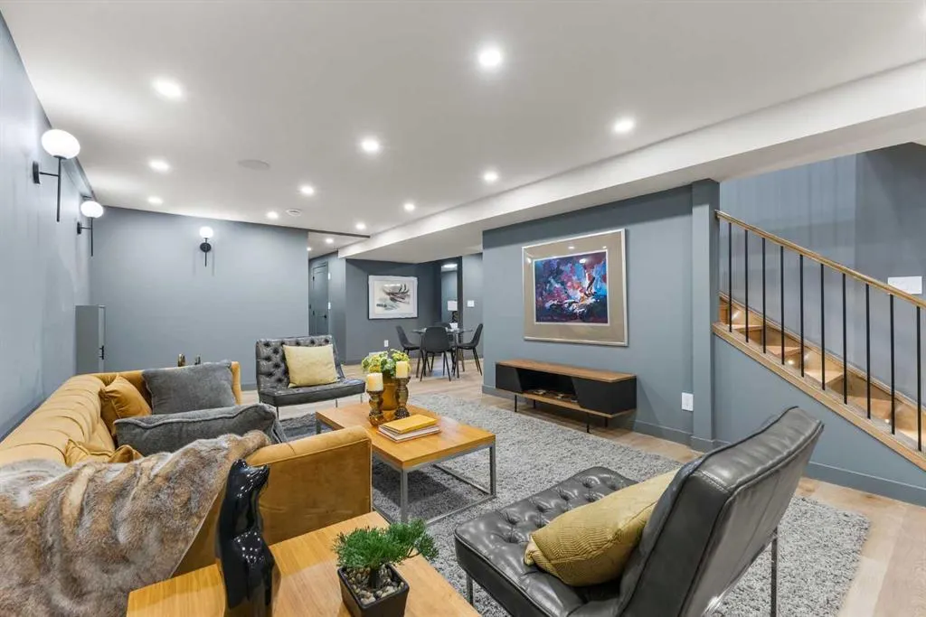 240 Lake Bonavista Drive SE