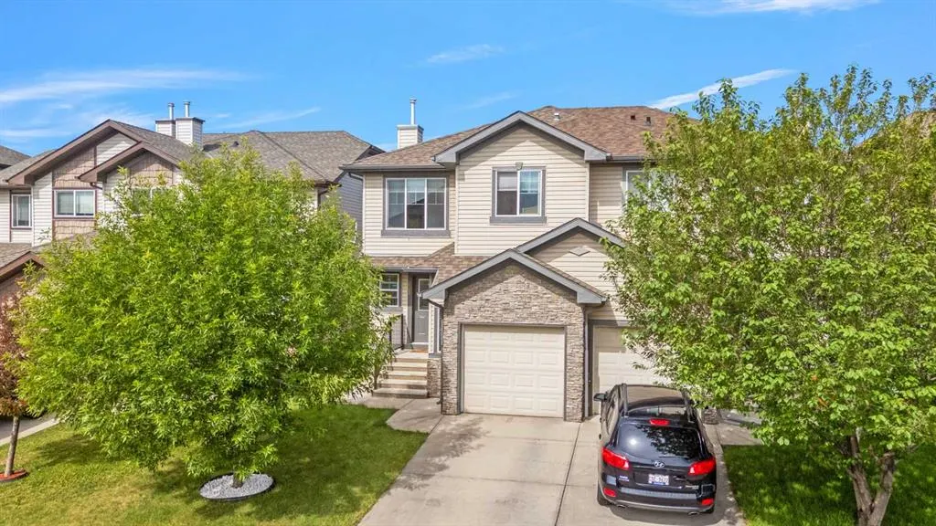 205 Luxstone Way SW