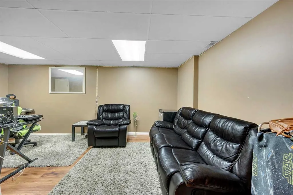 175 Manora Place NE, #61