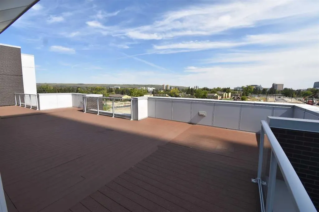 3125 39 Street NW, #205
