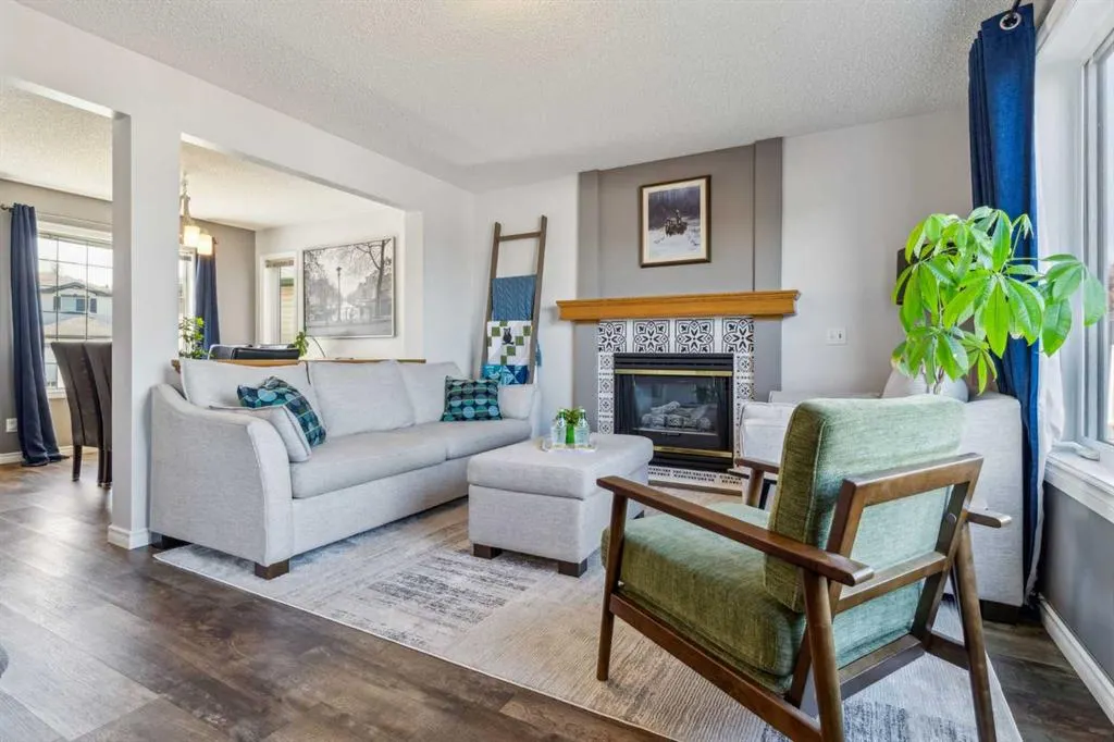 179 Hidden Spring Close NW