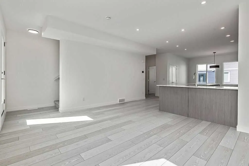 1862 Cornerstone Boulevard NE, #405