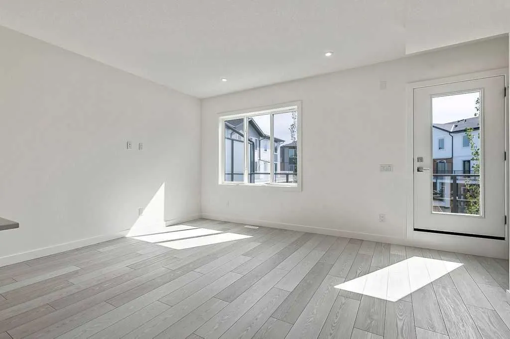 1862 Cornerstone Boulevard NE, #405