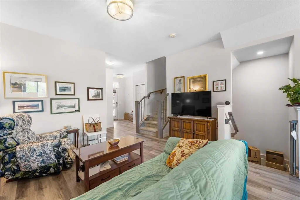 37 Wolf Creek Manor SE