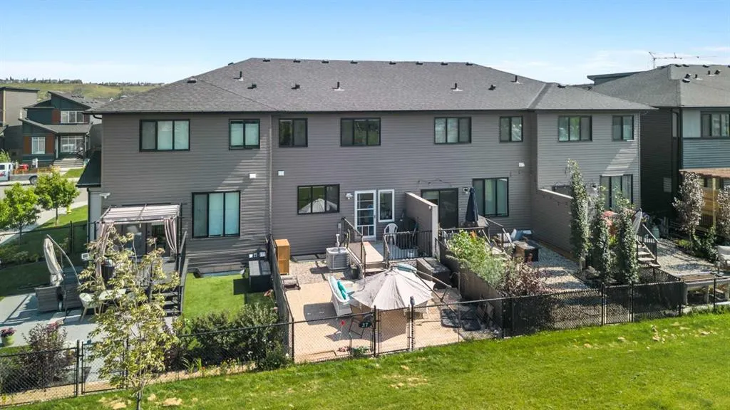 37 Wolf Creek Manor SE