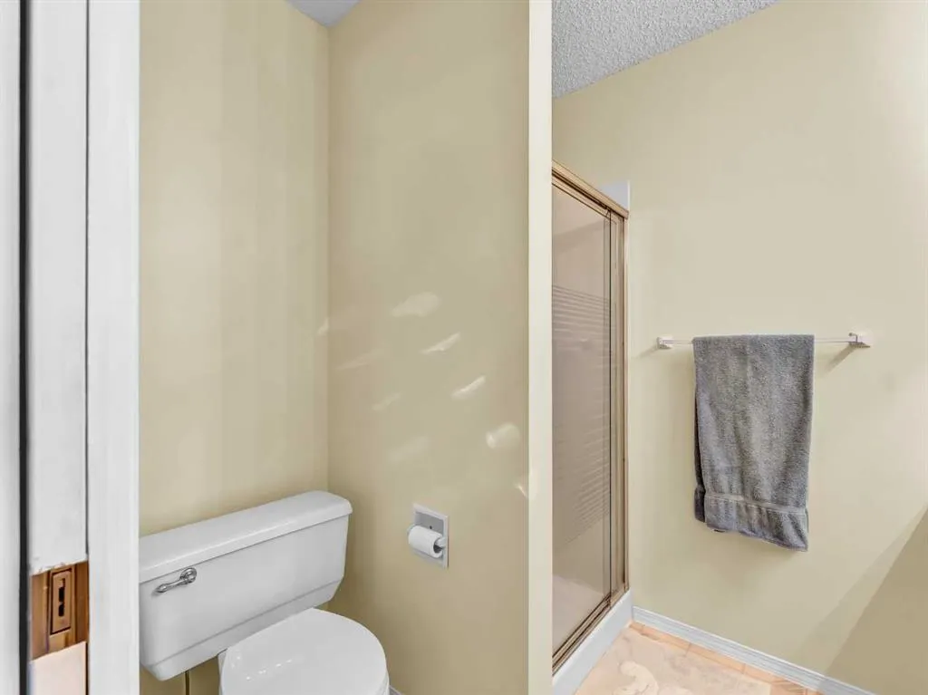 451 Sprague Way SE