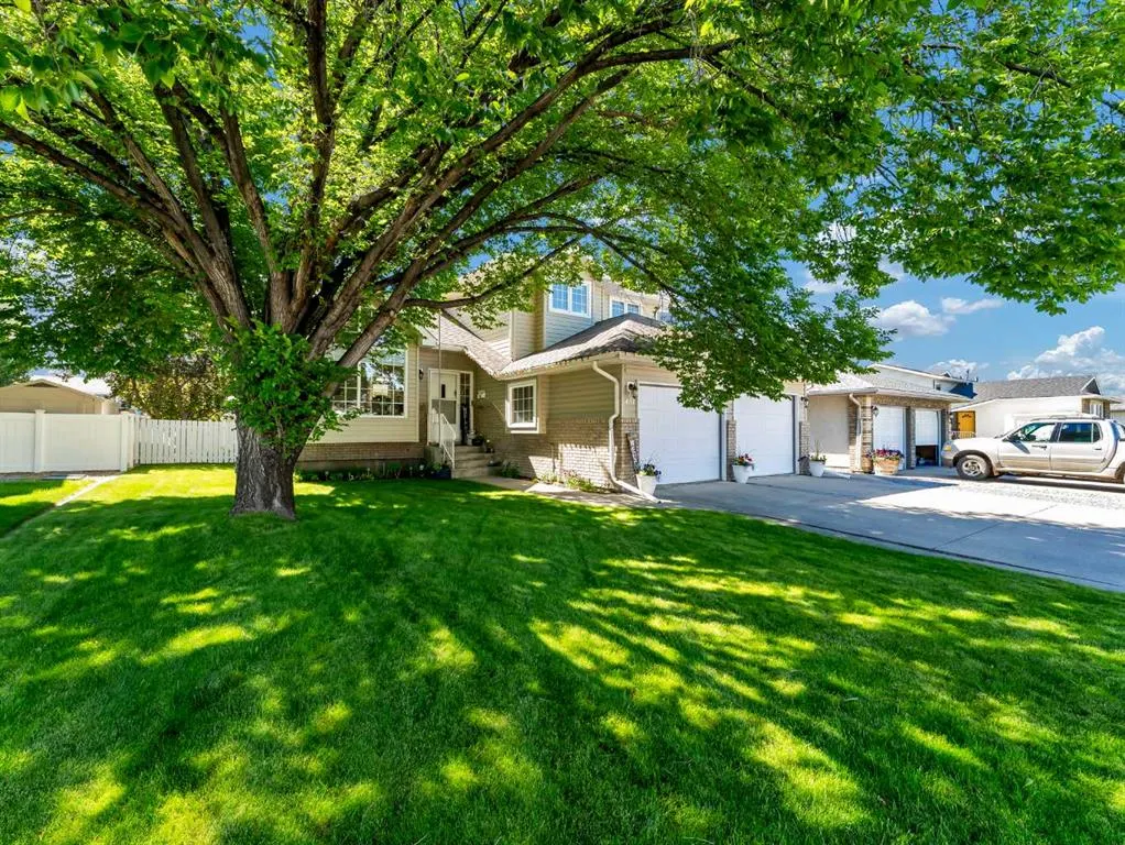 451 Sprague Way SE