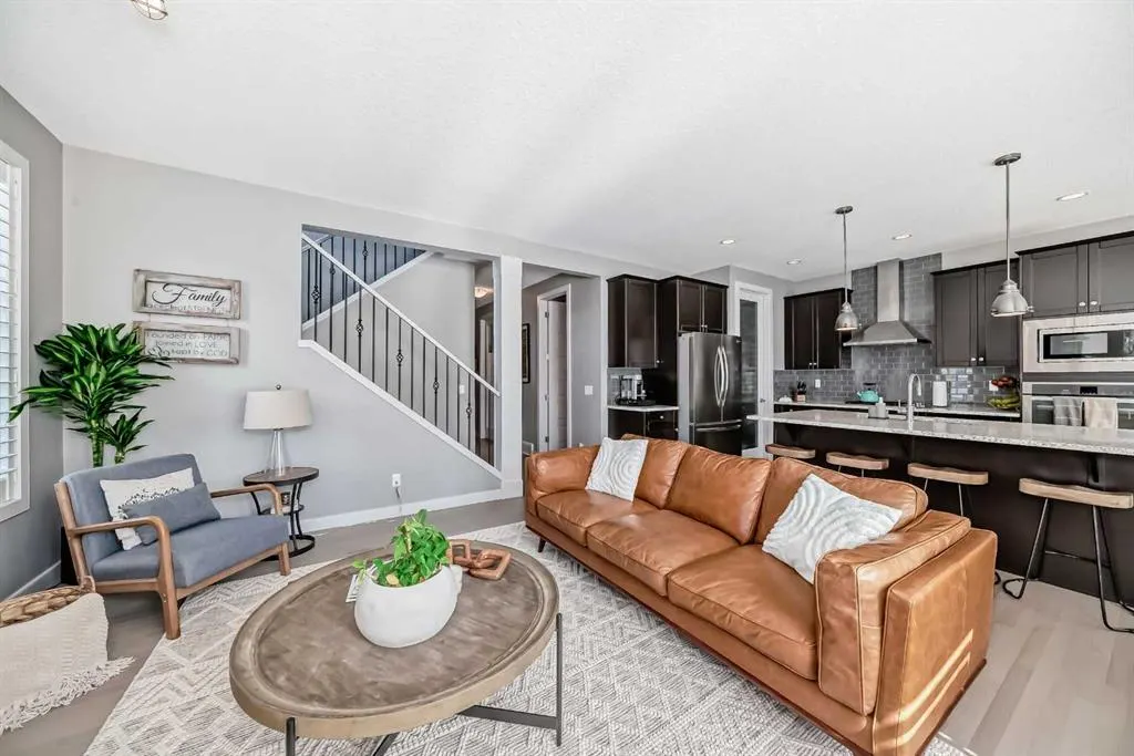 100 Sundown Grove