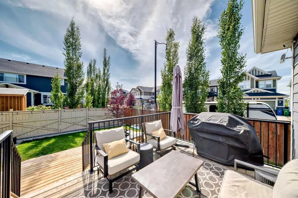 100 Sundown Grove